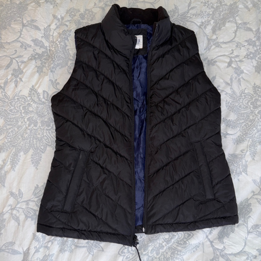 GAP Navy Quilted Vest